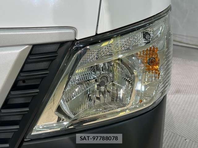 Nissan NV350 Caravan 2018-03 7359187-23