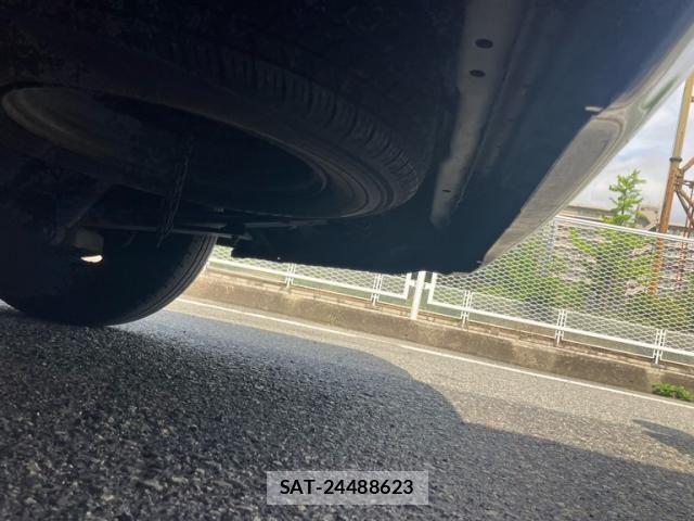 Nissan NV350 Caravan 2014-03 7359183-6