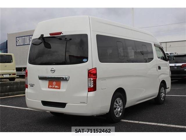 Nissan NV350 Caravan 2018-03 7359181-13