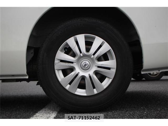 Nissan NV350 Caravan 2018-03 7359181-17
