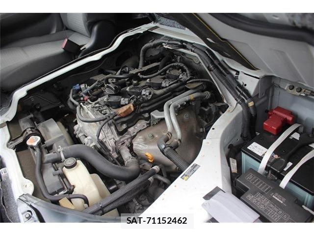 Nissan NV350 Caravan 2018-03 7359181-29