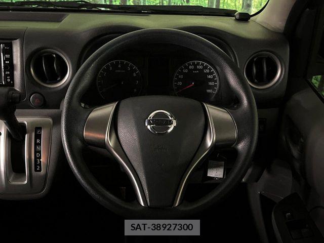 Nissan NV350 Caravan 2021-03 7359180-10