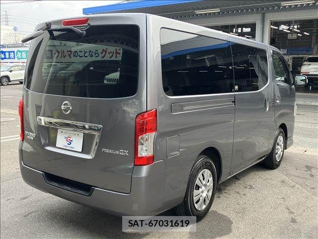 Nissan NV350 Caravan 2019-04 7390923-15