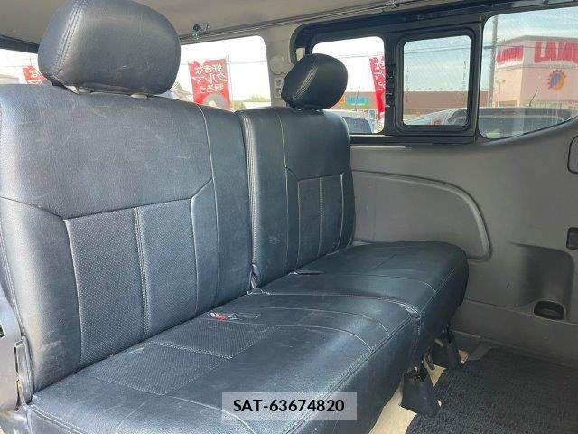 Nissan NV350 Caravan 2019-05 7390925-12