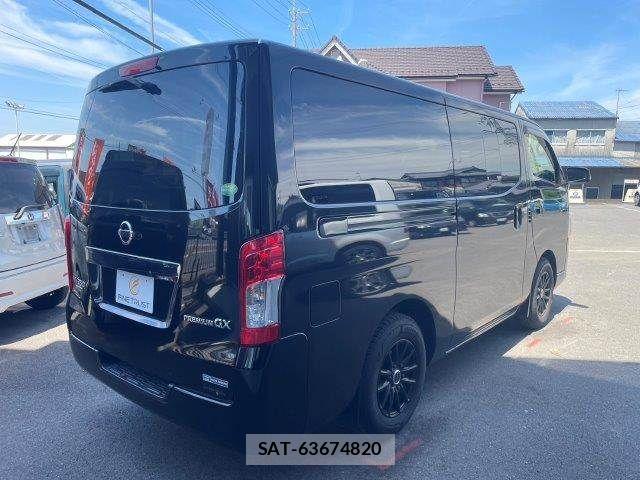 Nissan NV350 Caravan 2019-05 7390925-21