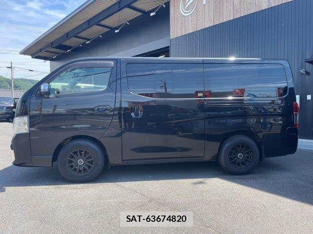 Nissan NV350 Caravan 2019-05 7390925-24