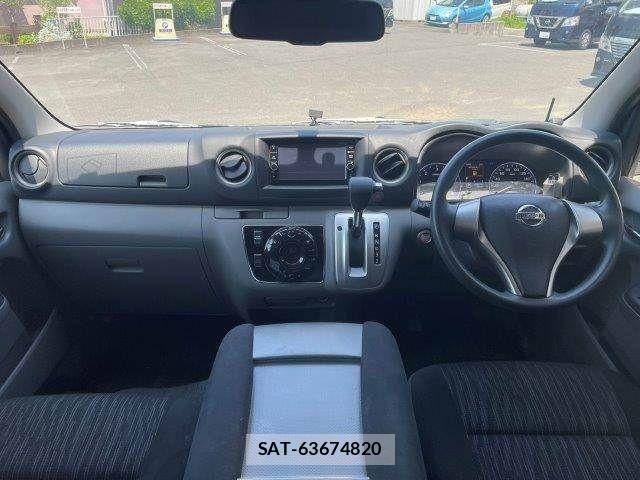 Nissan NV350 Caravan 2019-05 7390925-2