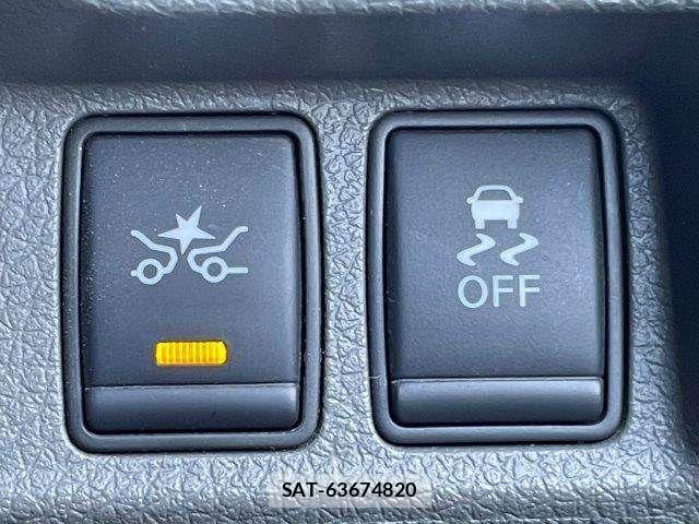 Nissan NV350 Caravan 2019-05 7390925-8