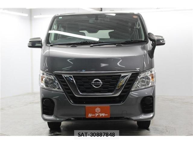 Nissan NV350 Caravan 2019-03 7393415-1