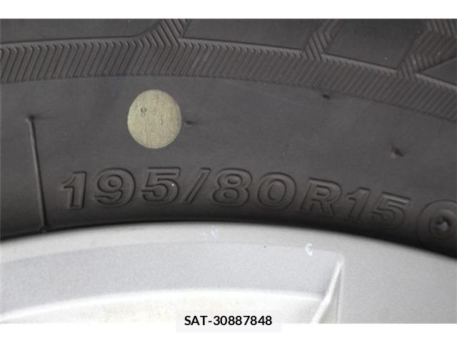 Nissan NV350 Caravan 2019-03 7393415-19