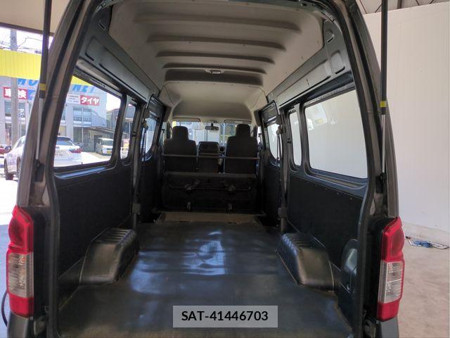 Nissan NV350 Caravan 2020-11 7393406-6