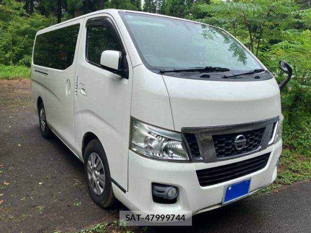 Nissan NV350 Caravan 2013-10 7393414-2