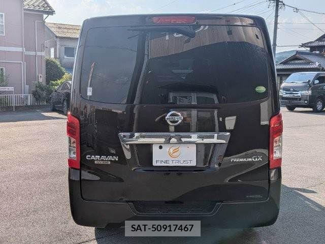 Nissan NV350 Caravan 2021-05 7456545-23