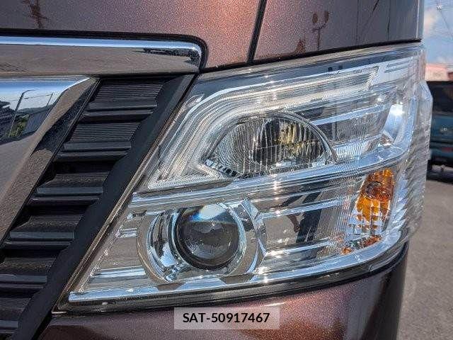 Nissan NV350 Caravan 2021-05 7456545-26