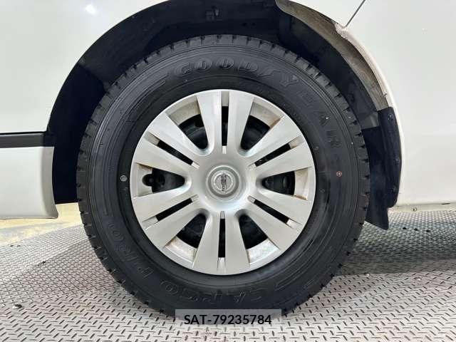 Nissan NV350 Caravan 2019-05 7456544-25