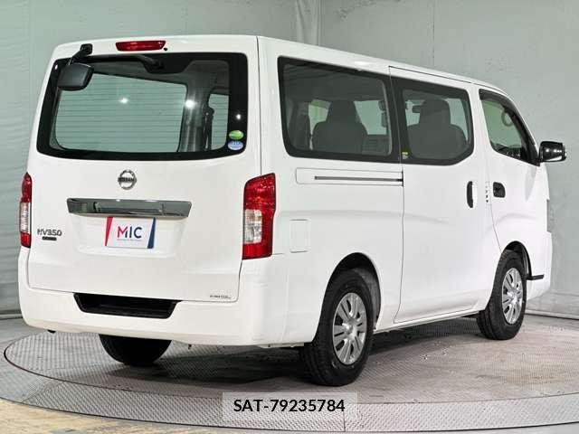 Nissan NV350 Caravan 2019-05 7456544-4