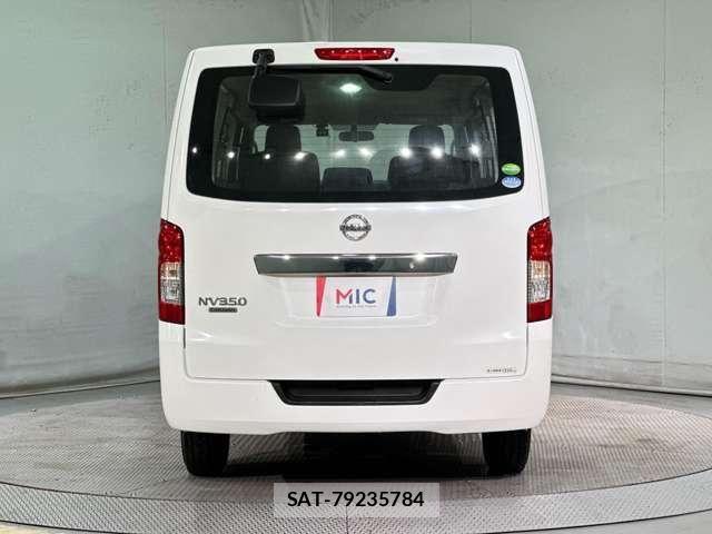 Nissan NV350 Caravan 2019-05 7456544-5