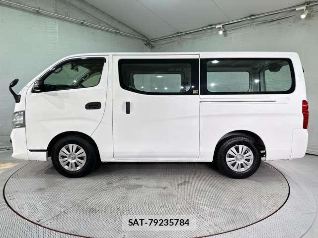 Nissan NV350 Caravan 2019-05 7456544-7