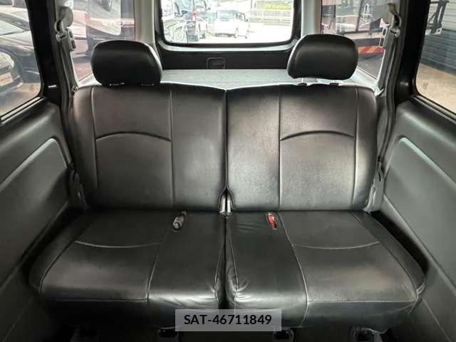 Nissan NV350 Caravan 2014-08 7502072-15