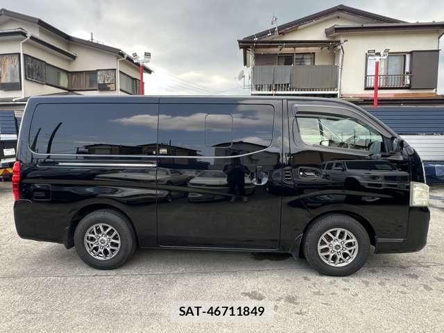 Nissan NV350 Caravan 2014-08 7502072-25