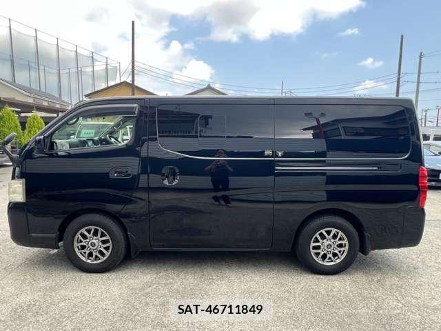 Nissan NV350 Caravan 2014-08 7502072-27