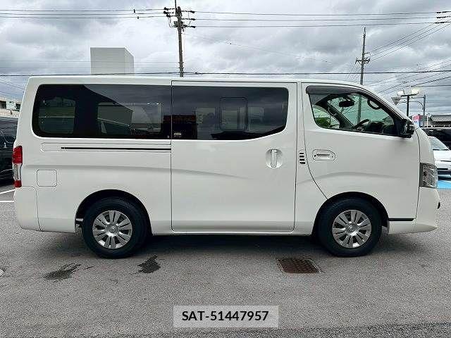 Nissan NV350 Caravan 2020-11 7502065-14