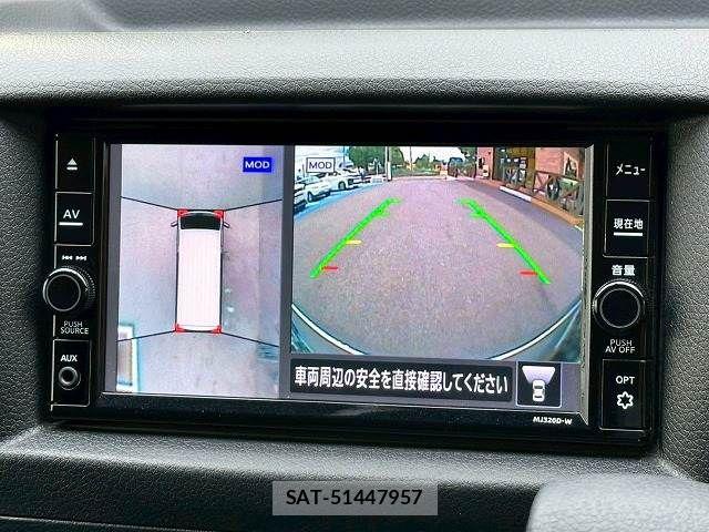 Nissan NV350 Caravan 2020-11 7502065-3
