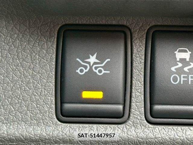 Nissan NV350 Caravan 2020-11 7502065-5