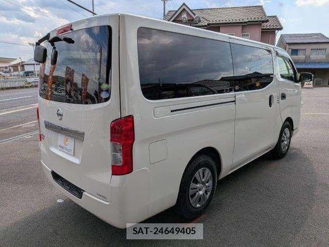 Nissan NV350 Caravan 2019-03 7502070-16