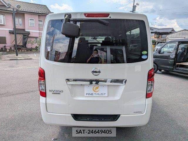 Nissan NV350 Caravan 2019-03 7502070-17