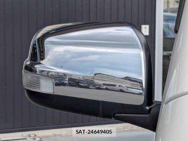 Nissan NV350 Caravan 2019-03 7502070-23