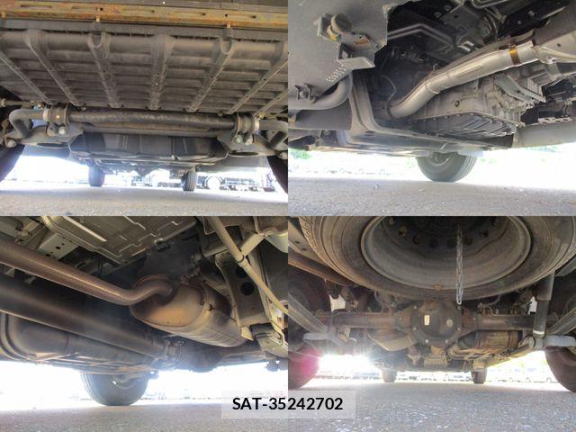 Nissan NV350 Caravan 2018-12 7502069-11