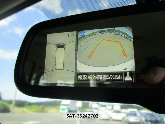 Nissan NV350 Caravan 2018-12 7502069-23