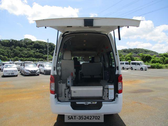 Nissan NV350 Caravan 2018-12 7502069-3