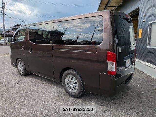 Nissan NV350 Caravan 2018-01 7502067-19