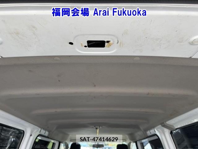 Nissan NV350 Caravan 2020-03 7532771-9