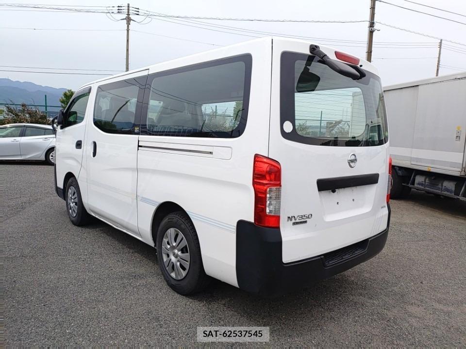 Nissan NV350 Caravan 2020-06 7534194-3