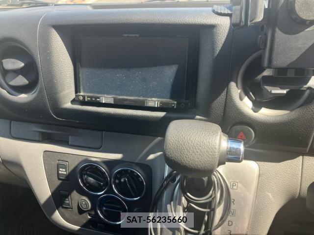 Nissan NV350 Caravan 2016-06 7562597-19