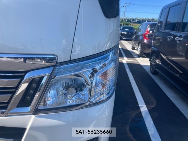 Nissan NV350 Caravan 2016-06 7562597-2