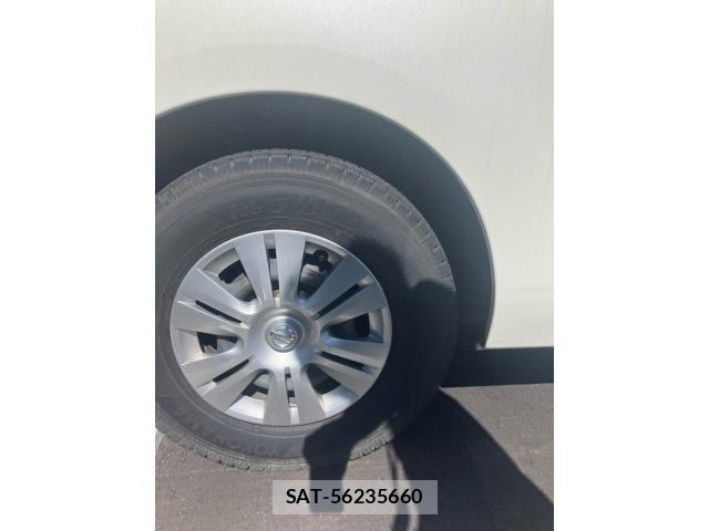 Nissan NV350 Caravan 2016-06 7562597-4