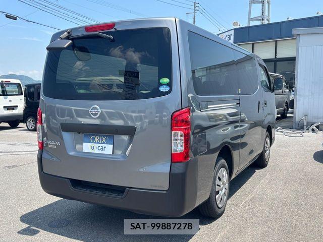 Nissan NV350 Caravan 2021-03 7329092-2
