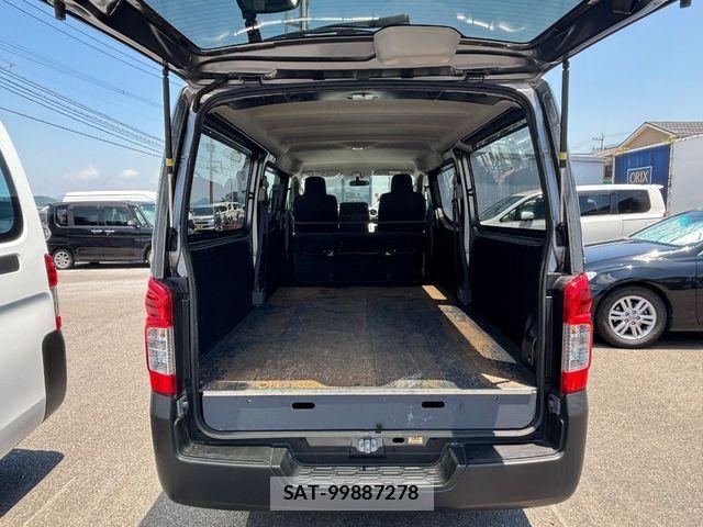 Nissan NV350 Caravan 2021-03 7329092-5