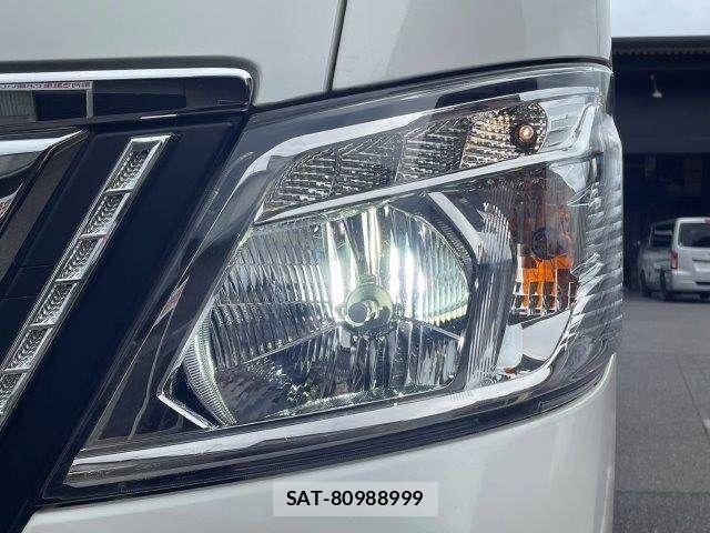 Nissan NV350 Caravan 2020-06 7618982-13
