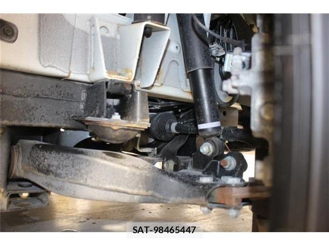 Nissan NV350 Caravan 2020-05 7618983-19