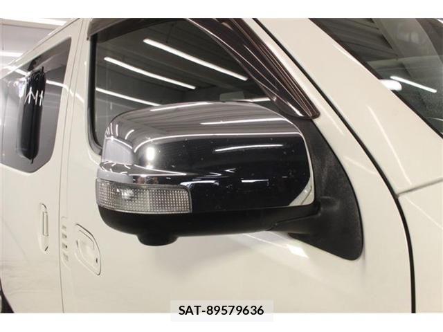 Nissan NV350 Caravan 2019-02 7618981-9