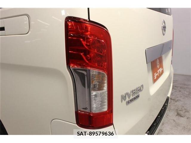 Nissan NV350 Caravan 2019-02 7618981-17