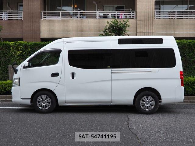 Nissan NV350 Caravan 2015-09 7618985-17