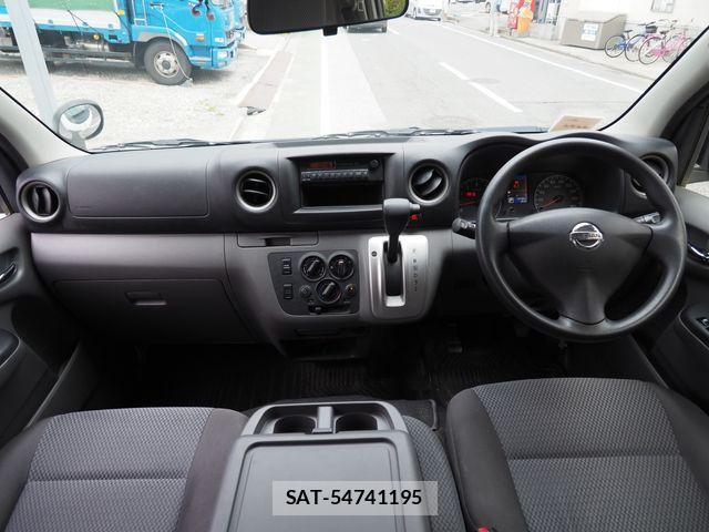 Nissan NV350 Caravan 2015-09 7618985-1