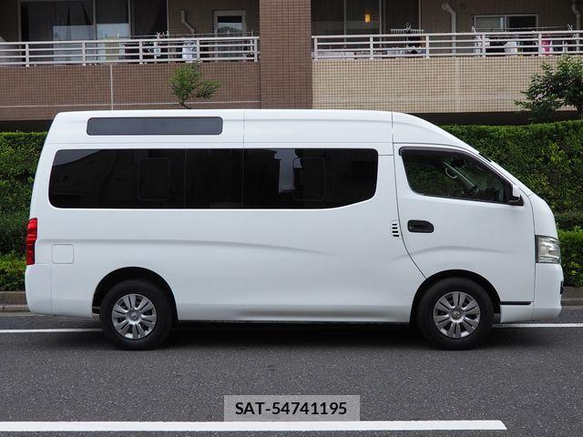 Nissan NV350 Caravan 2015-09 7618985-21