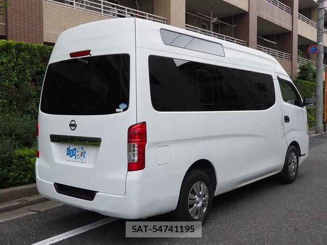 Nissan NV350 Caravan 2015-09 7618985-22